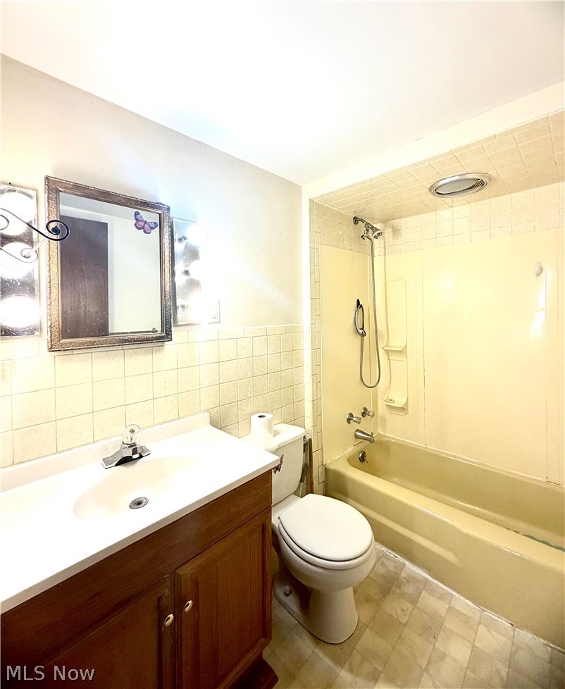 313 Vine Street East Liverpool OH 43920