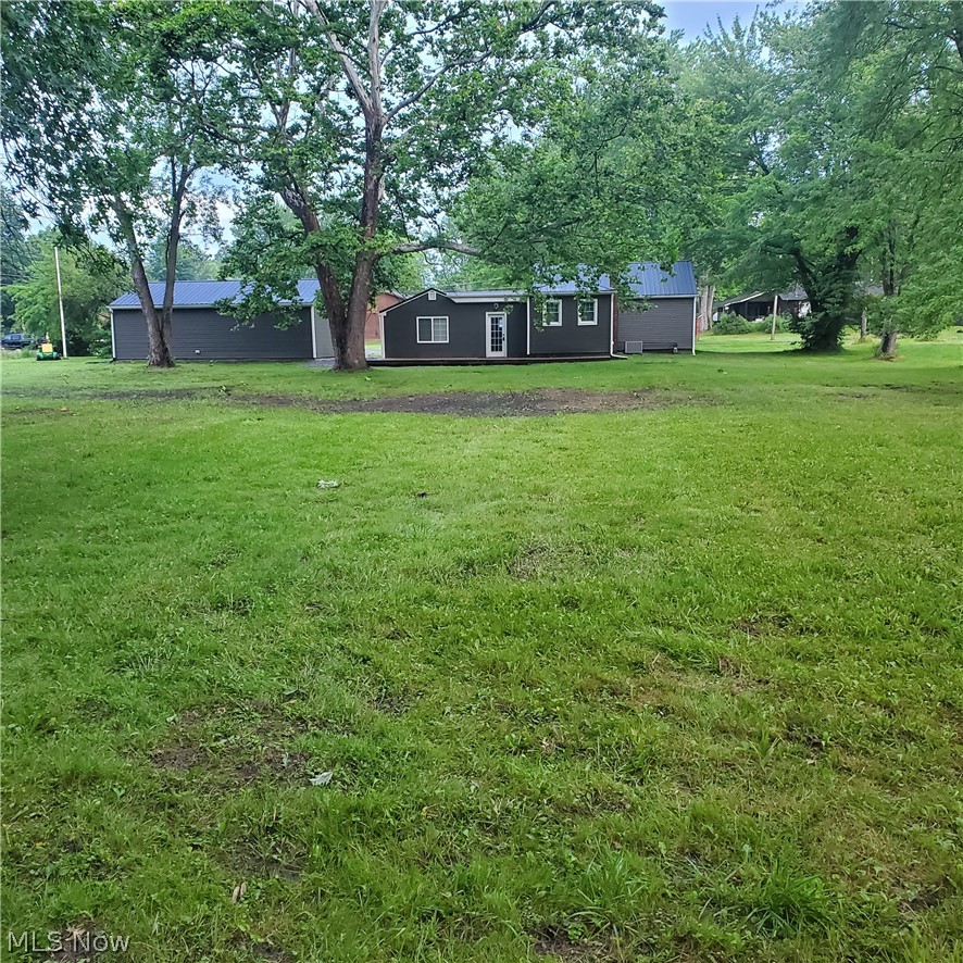 724 Briggs Road Leavittsburg OH 44430