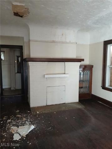 475 E 118th Street Cleveland OH 44108