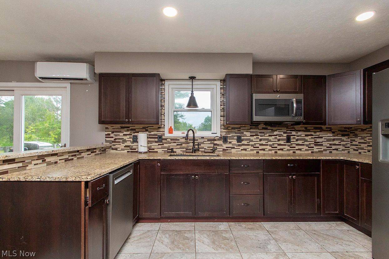 7311 Meadow View Drive Seville OH 44273