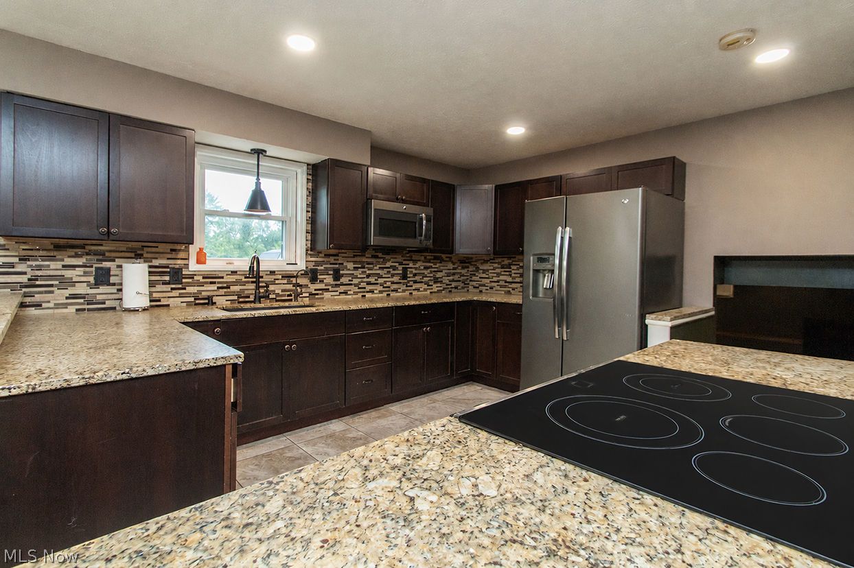 7311 Meadow View Drive Seville OH 44273