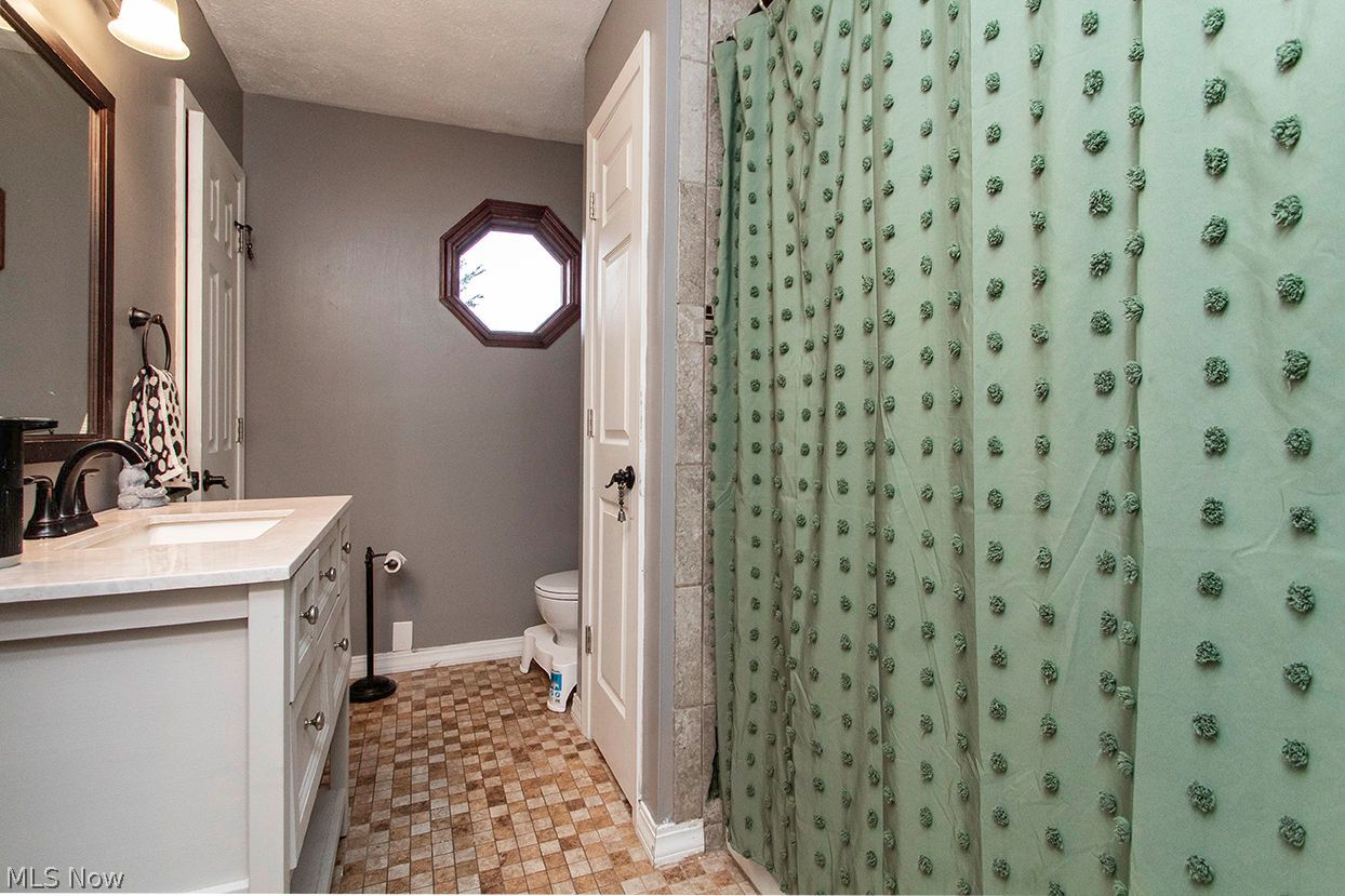 7311 Meadow View Drive Seville OH 44273