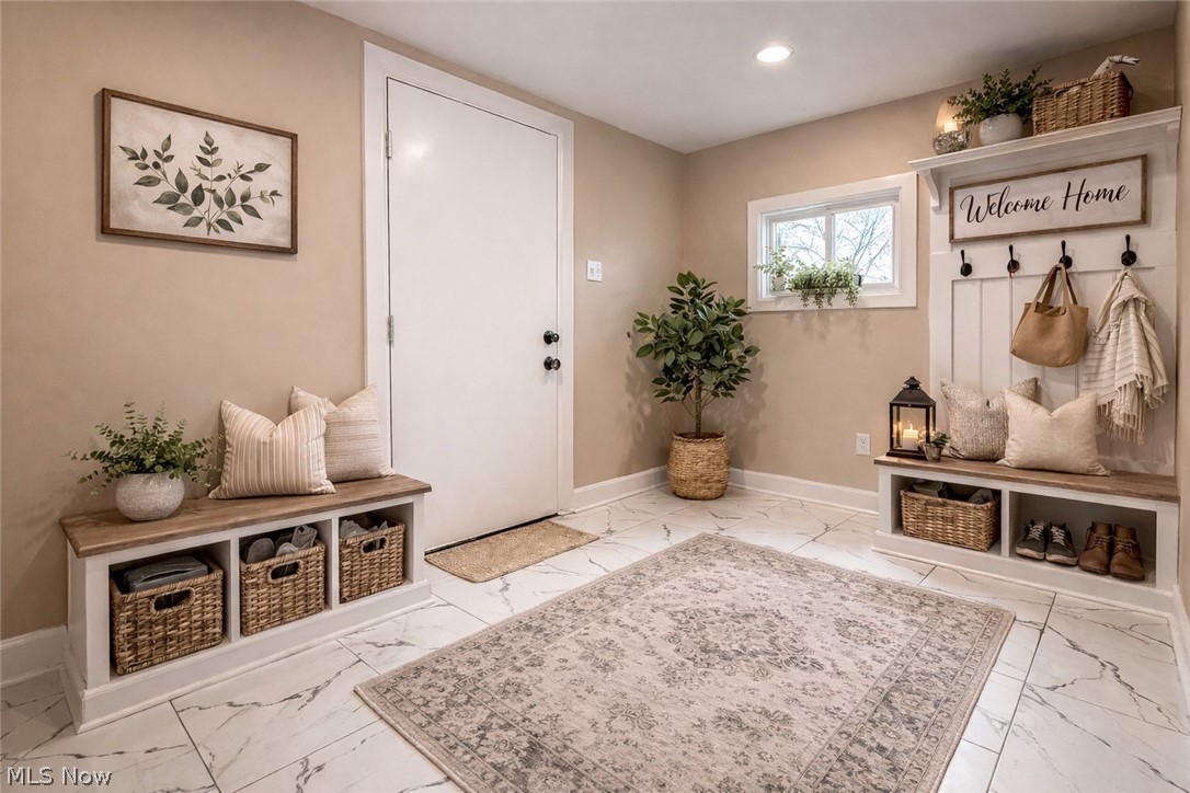 7911 1st Street Masury OH 44438