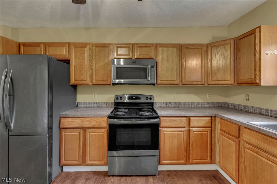 9611 Township Road 390a SE Corning OH 43730