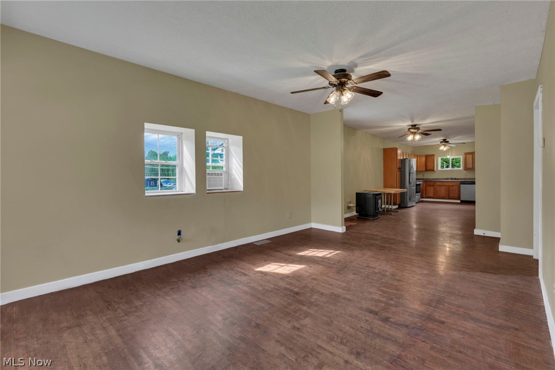 9611 Township Road 390a SE Corning OH 43730