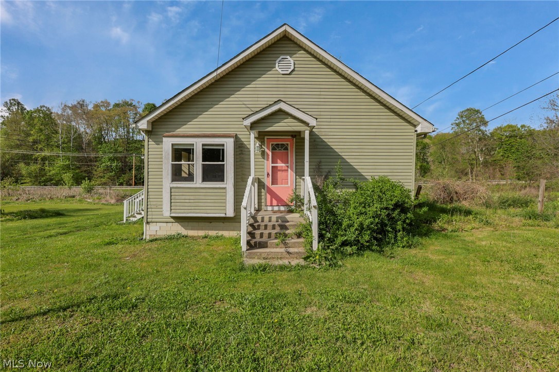 9611 Township Road 390a SE Corning OH 43730