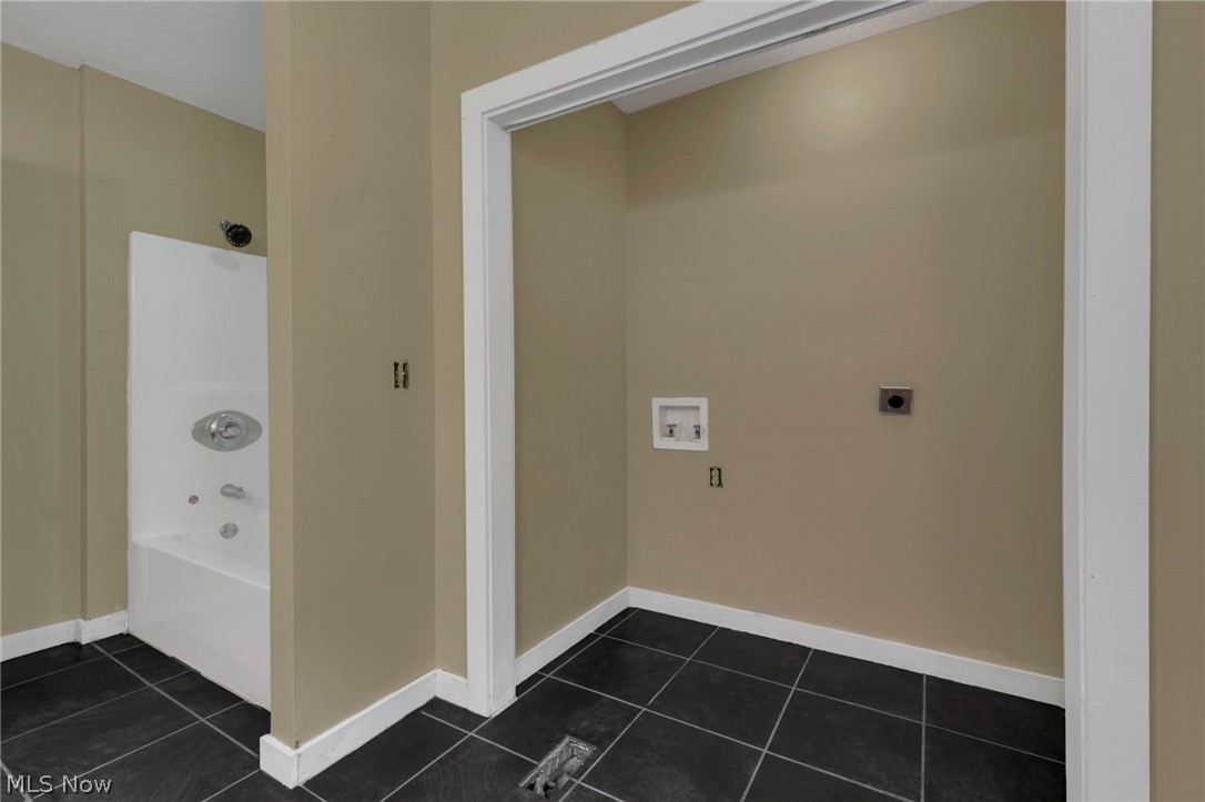 9611 Township Road 390a SE Corning OH 43730