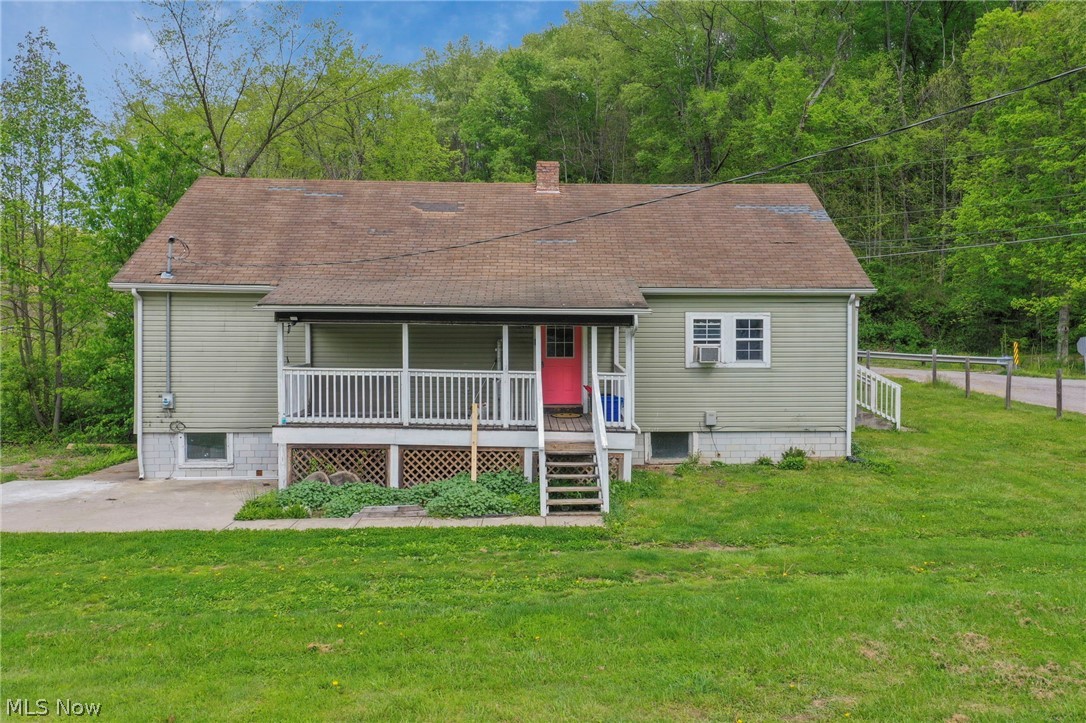 9611 Township Road 390a SE Corning OH 43730