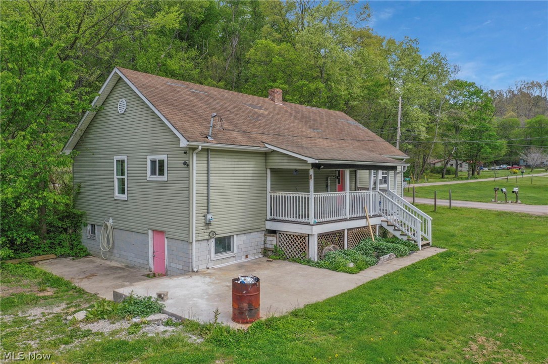 9611 Township Road 390a SE Corning OH 43730