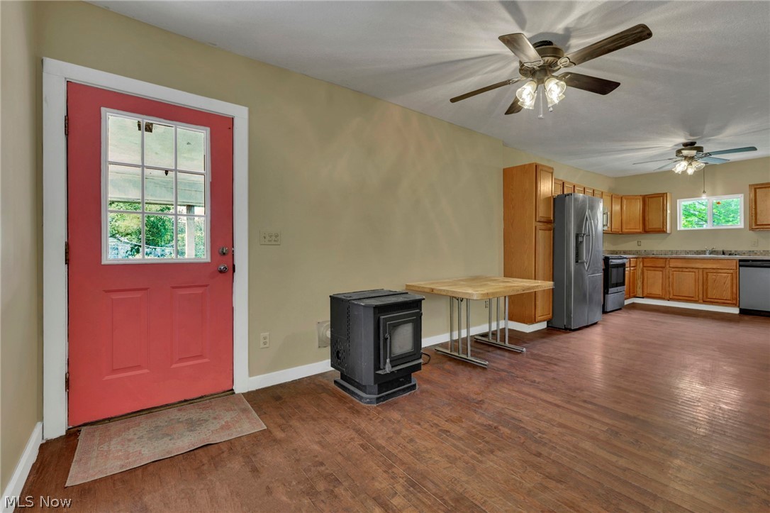 9611 Township Road 390a SE Corning OH 43730