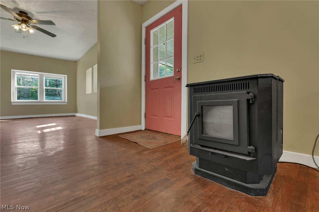 9611 Township Road 390a SE Corning OH 43730