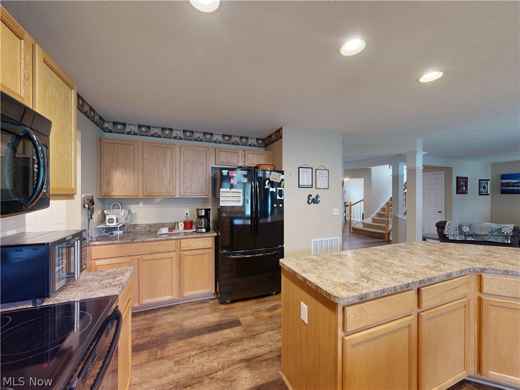 231 S Settlers Lane Painesville OH 44077