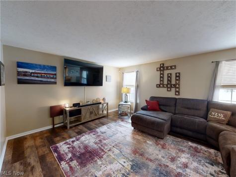 231 S Settlers Lane Painesville OH 44077