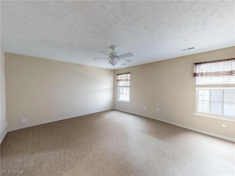 231 S Settlers Lane Painesville OH 44077