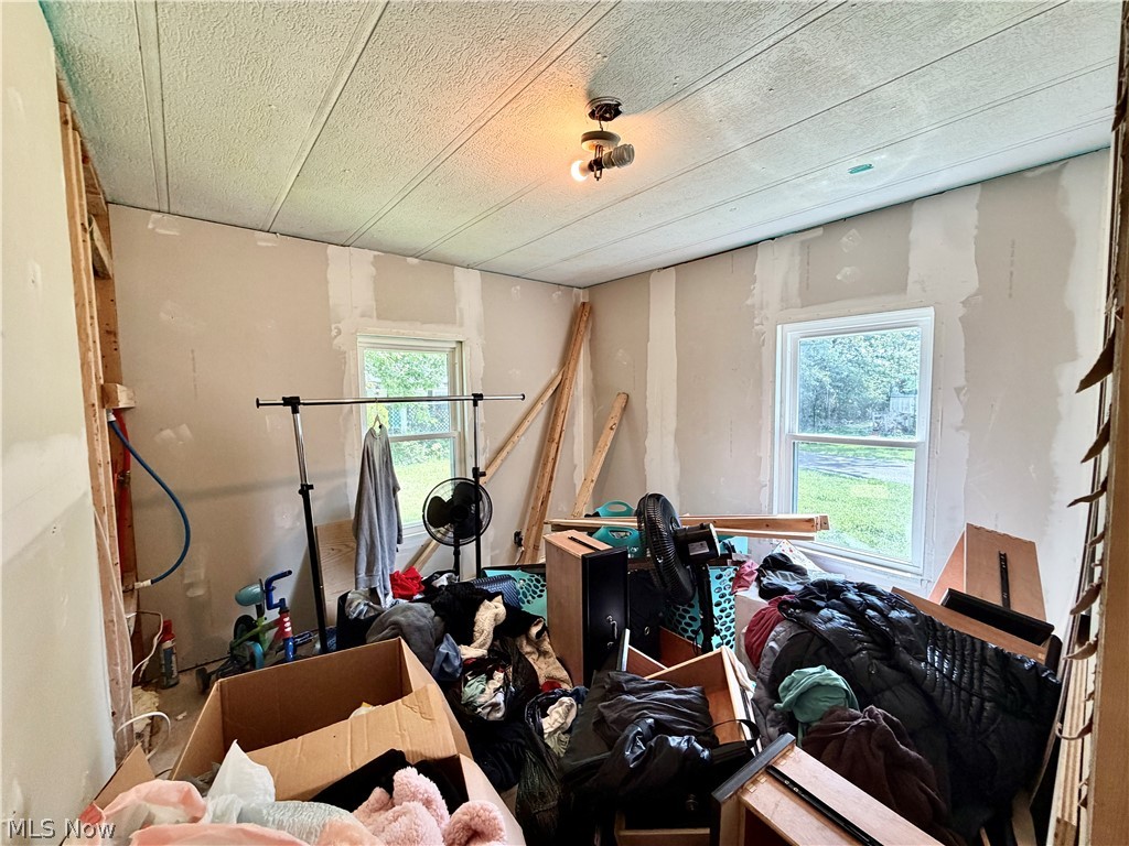 3202 Dove Drive Warren OH 44481