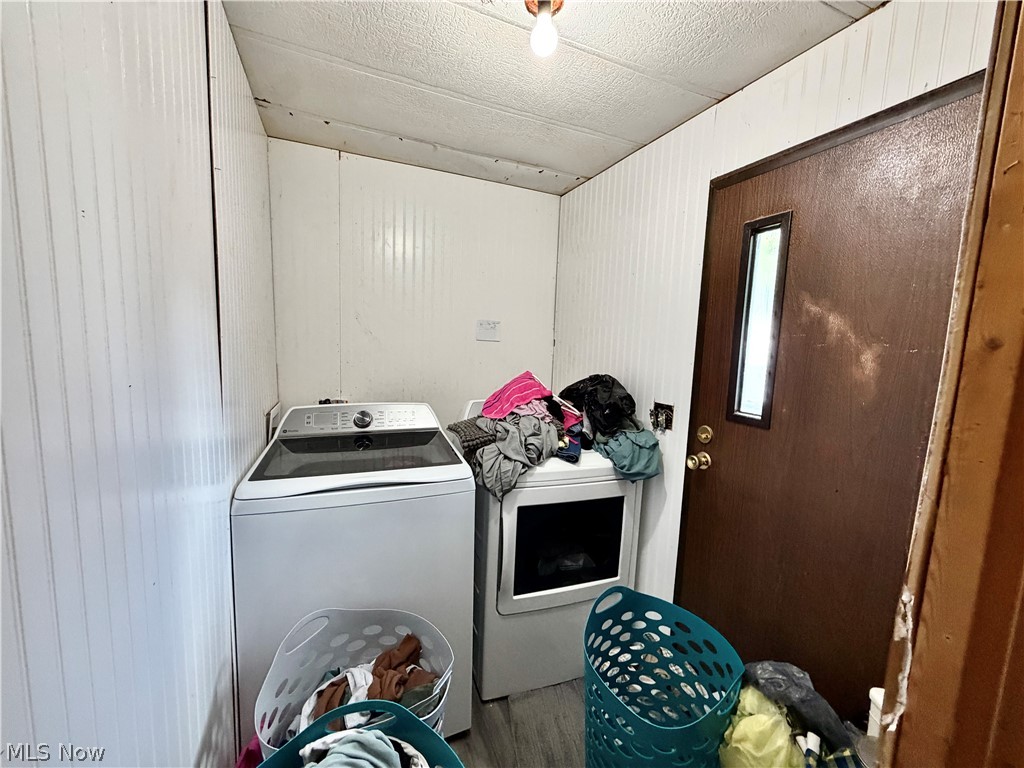 3202 Dove Drive Warren OH 44481