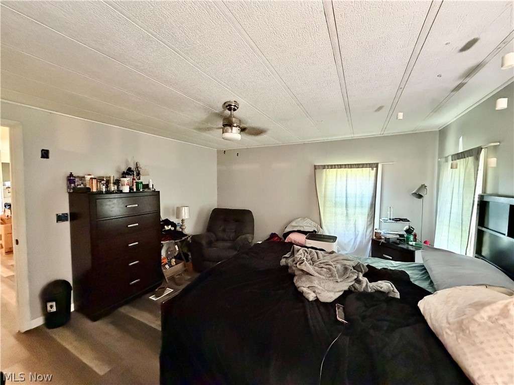 3202 Dove Drive Warren OH 44481