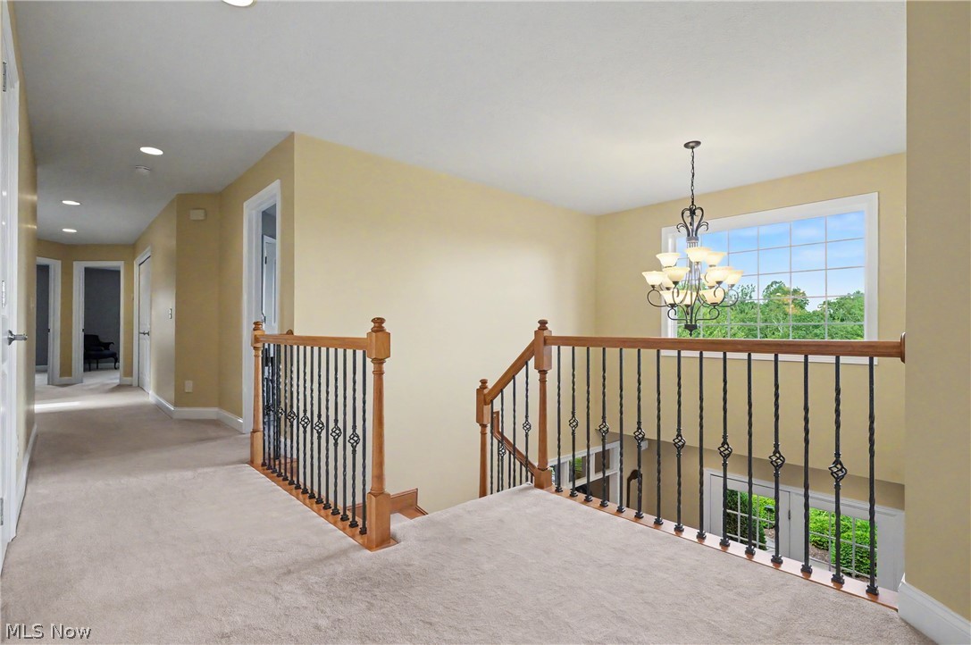 1933 Rock Creek Akron OH 44333