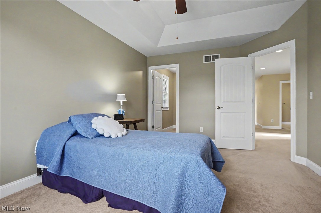 1933 Rock Creek Akron OH 44333