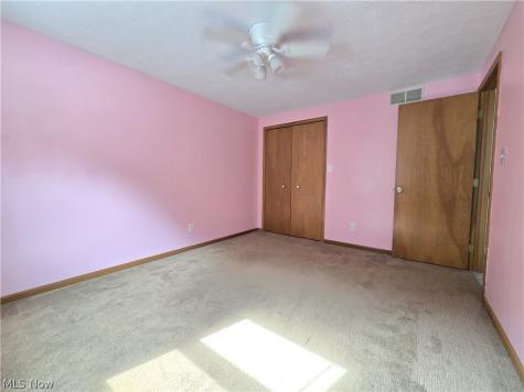 415 31st Street SW Barberton OH 44203