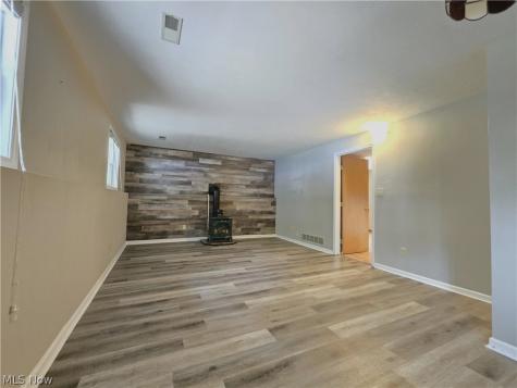 415 31st Street SW Barberton OH 44203