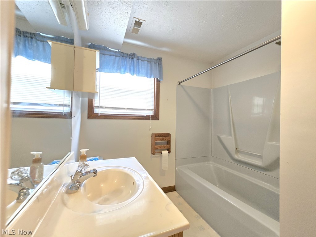 415 31st Street SW Barberton OH 44203