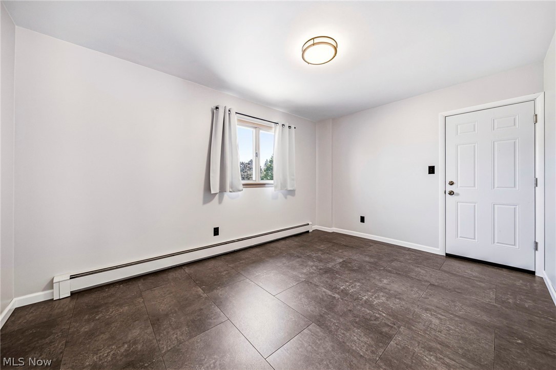 8074 Farview Oval Brecksville OH 44141