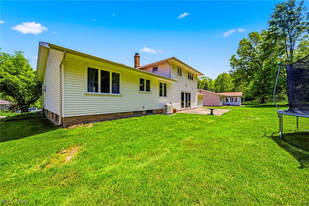 8074 Farview Oval Brecksville OH 44141