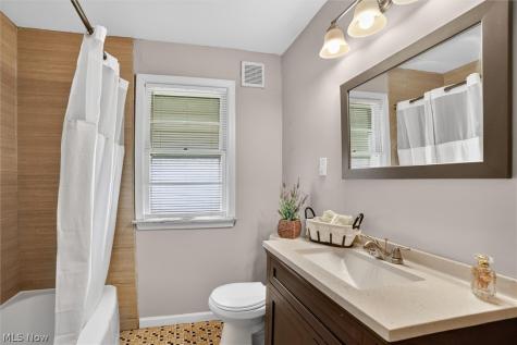 3705 Brinkmore Road Cleveland Heights OH 44121