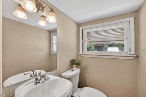 3705 Brinkmore Road Cleveland Heights OH 44121