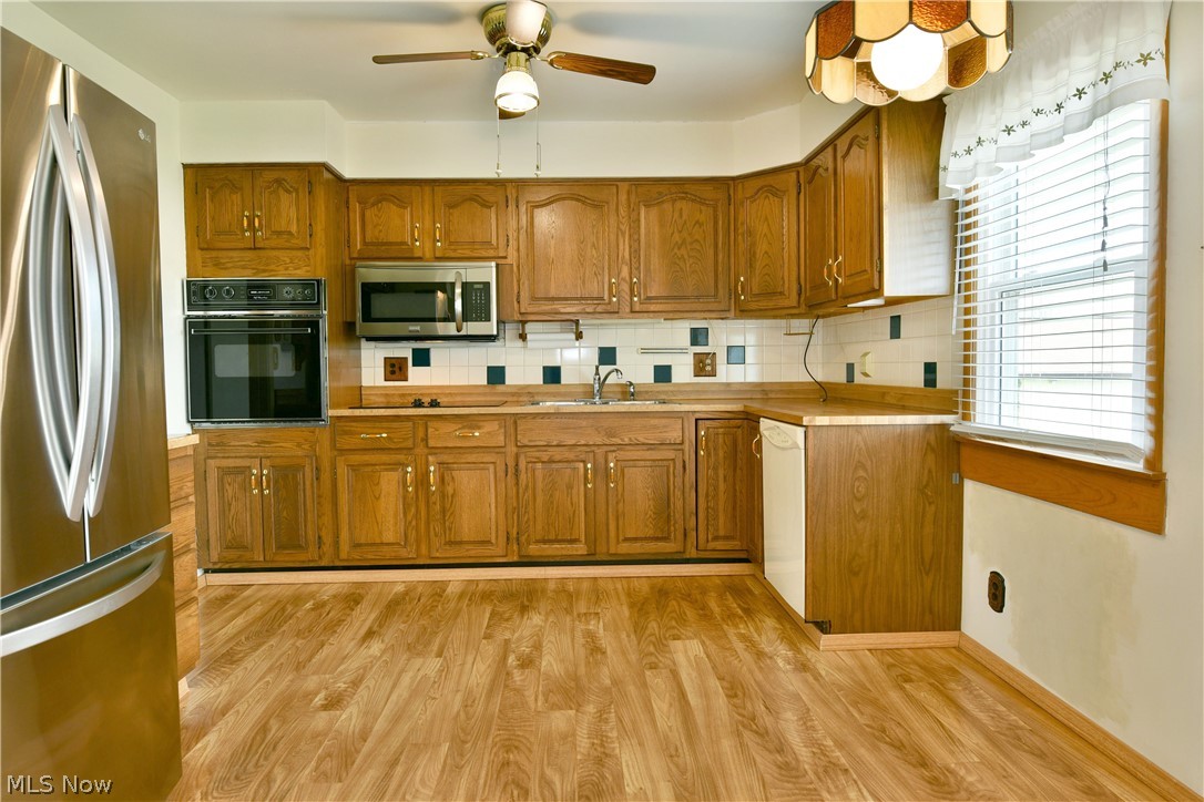 5682 Baylor Avenue Austintown OH 44515