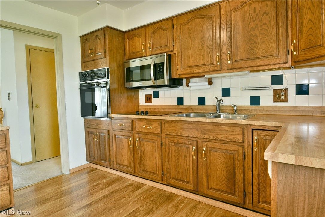 5682 Baylor Avenue Austintown OH 44515