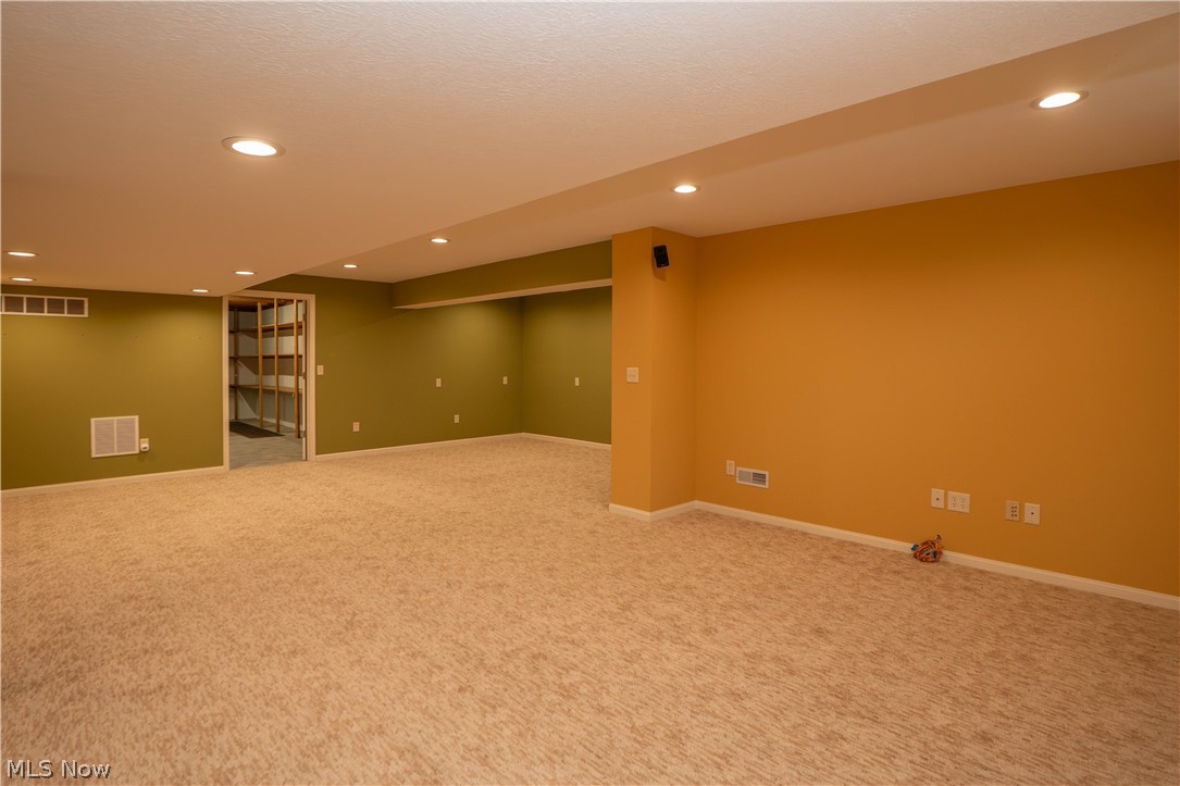 8521 Gentry Street NW Massillon OH 44646