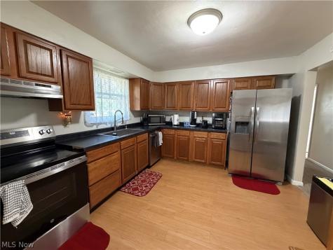 3218 Saint Charles Drive Steubenville OH 43952