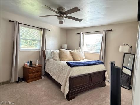 3218 Saint Charles Drive Steubenville OH 43952