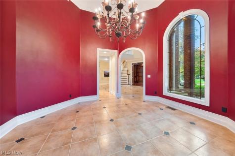 1551 Stone Court Westlake OH 44145