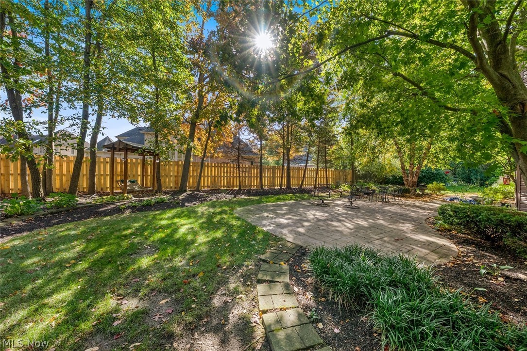 1551 Stone Court Westlake OH 44145
