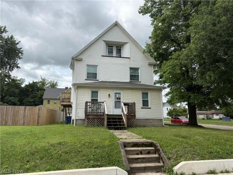 216 Elm Street Youngstown OH 44471