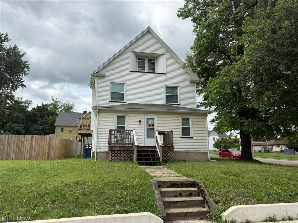 216 Elm Street Youngstown OH 44471