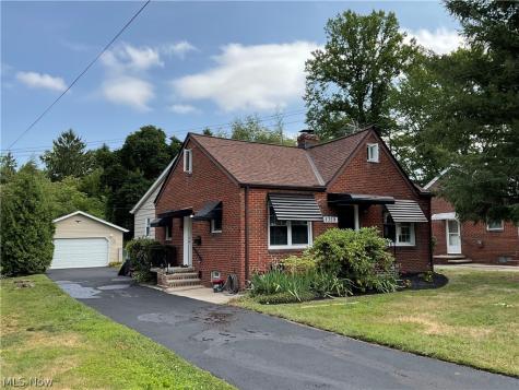 8359 Nowlen Street Mentor OH 44060