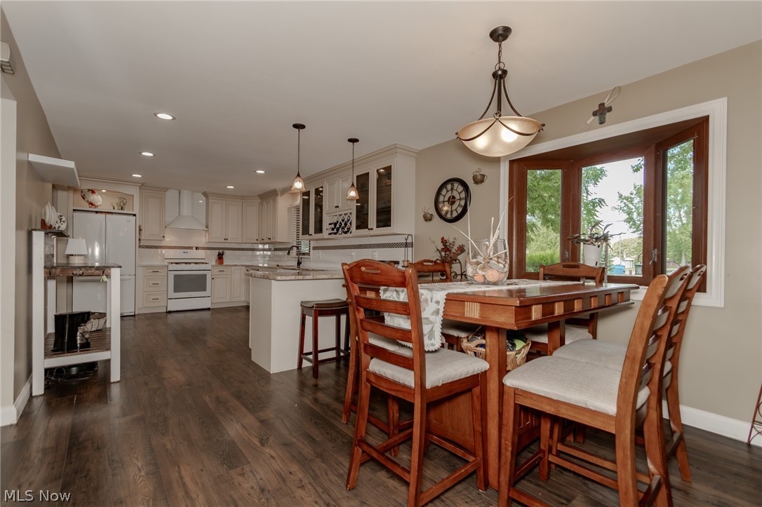 397 Connie Court Eastlake OH 44095