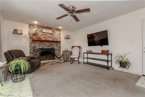 397 Connie Court Eastlake OH 44095