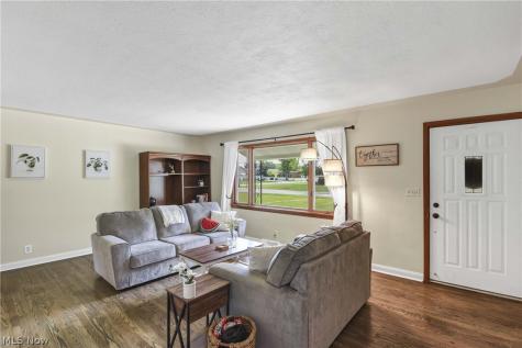 183 Sunrise Drive Amherst OH 44001