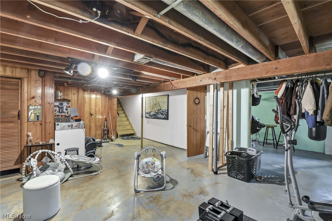 183 Sunrise Drive Amherst OH 44001