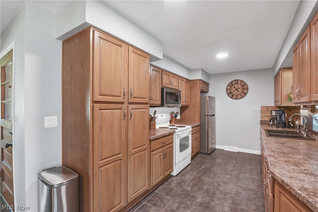 183 Sunrise Drive Amherst OH 44001