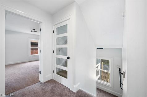 371 Merriman Road Akron OH 44303