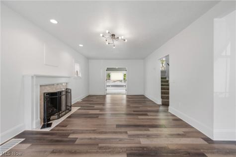 371 Merriman Road Akron OH 44303