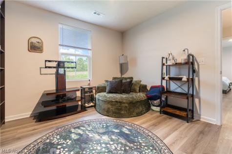 1427 Wood Fern Drive Akron OH 44312