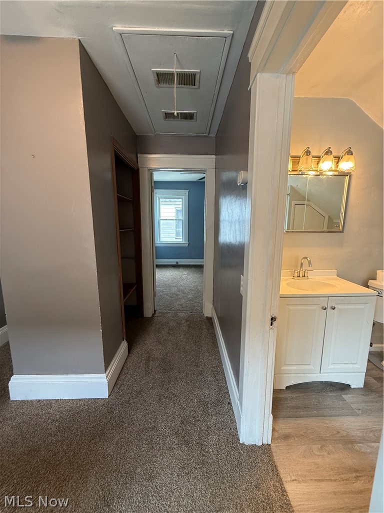 461 E 147th Street Cleveland OH 44110