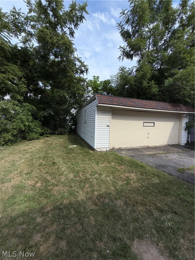 461 E 147th Street Cleveland OH 44110